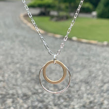 Load image into Gallery viewer, Hoop Circle Necklace