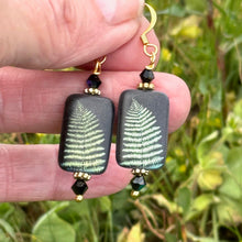 Load image into Gallery viewer, Etched Fern Earring
