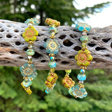 Load image into Gallery viewer, Carded Aster Bracelets