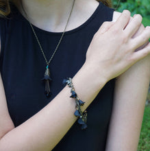 Load image into Gallery viewer, Lucite 18" Trumpet Necklace