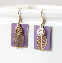 Load image into Gallery viewer, Patina Leaf Earrings
